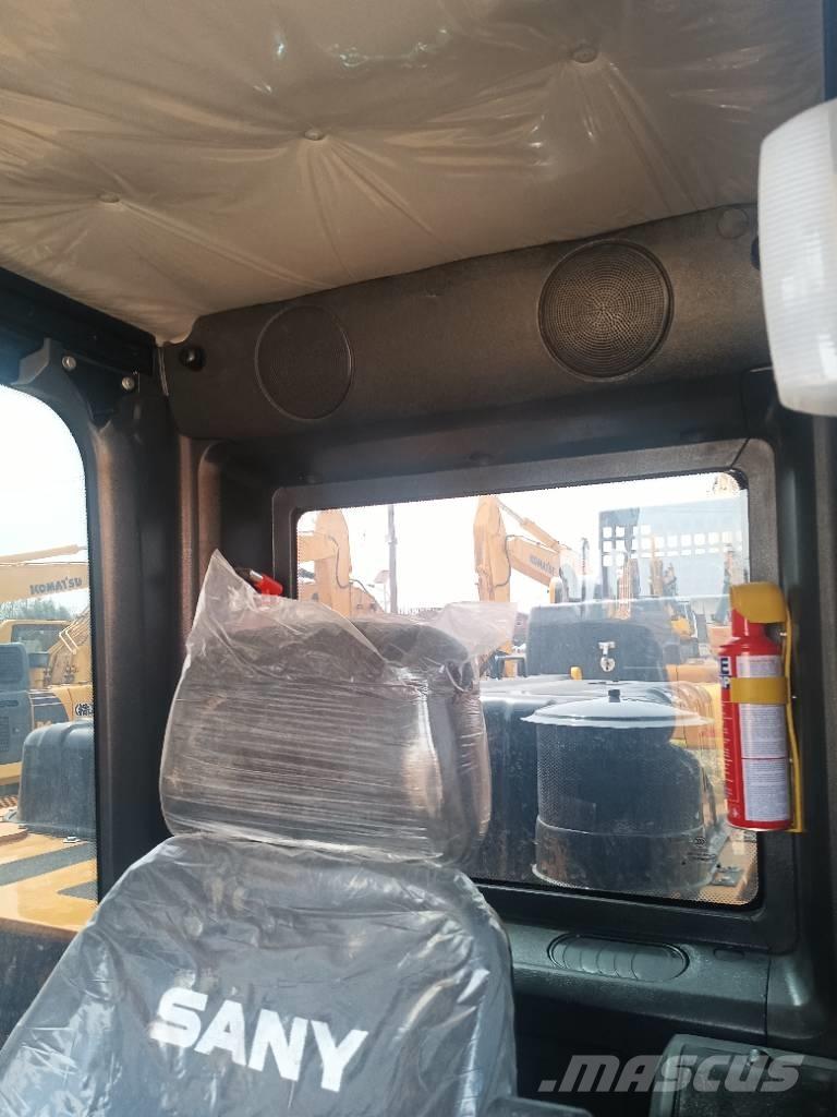 Sany SY 215 C Escavadoras de rastos