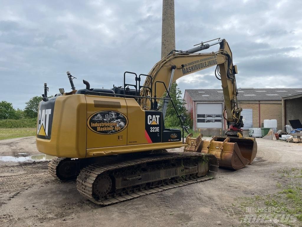 CAT 323 EL Escavadoras de rastos