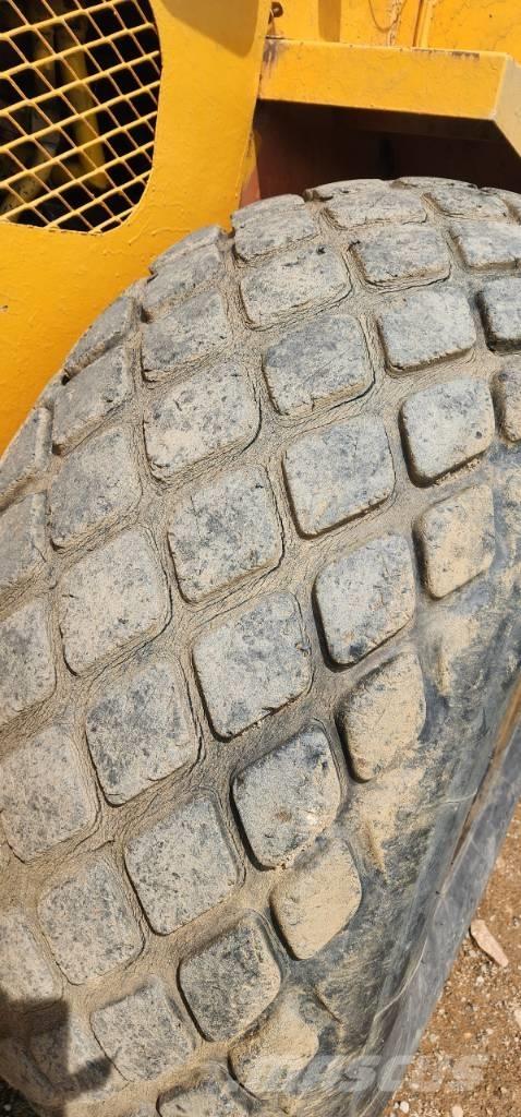 Sakai SV 500 D Cilindros Compactadores - Outros