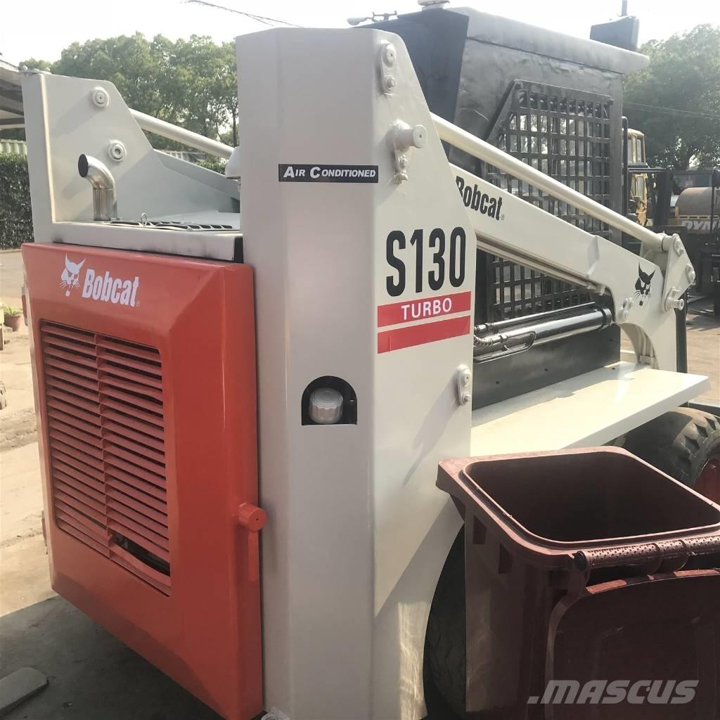 Bobcat S130 Carregadoras de direcção deslizante
