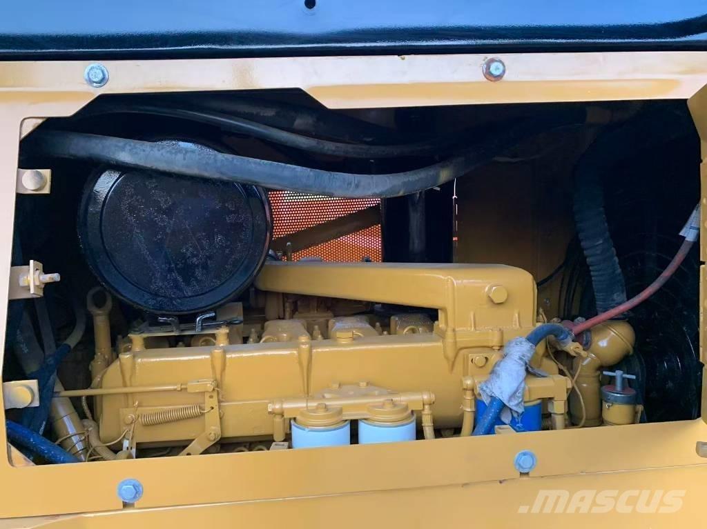 CAT D 6 G Dozers - Tratores rastos