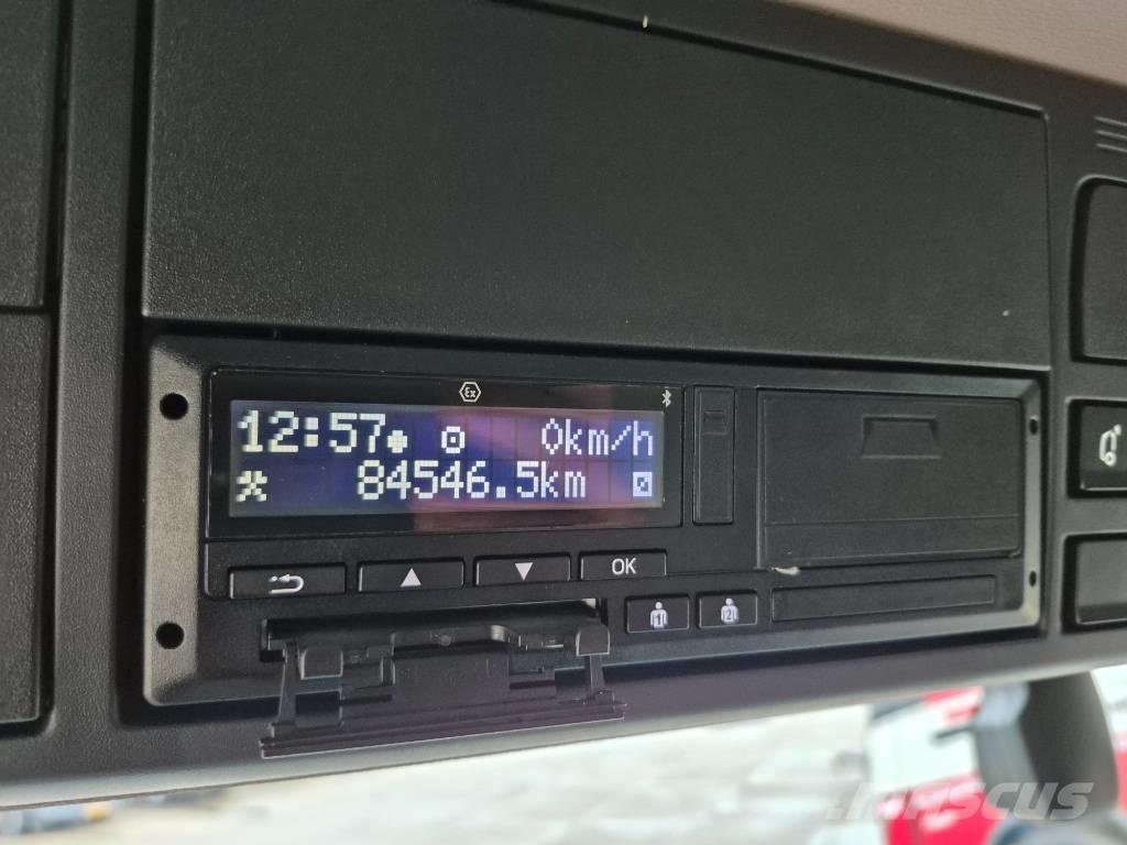 DAF XD 370 Camiões caixa cortinas laterais