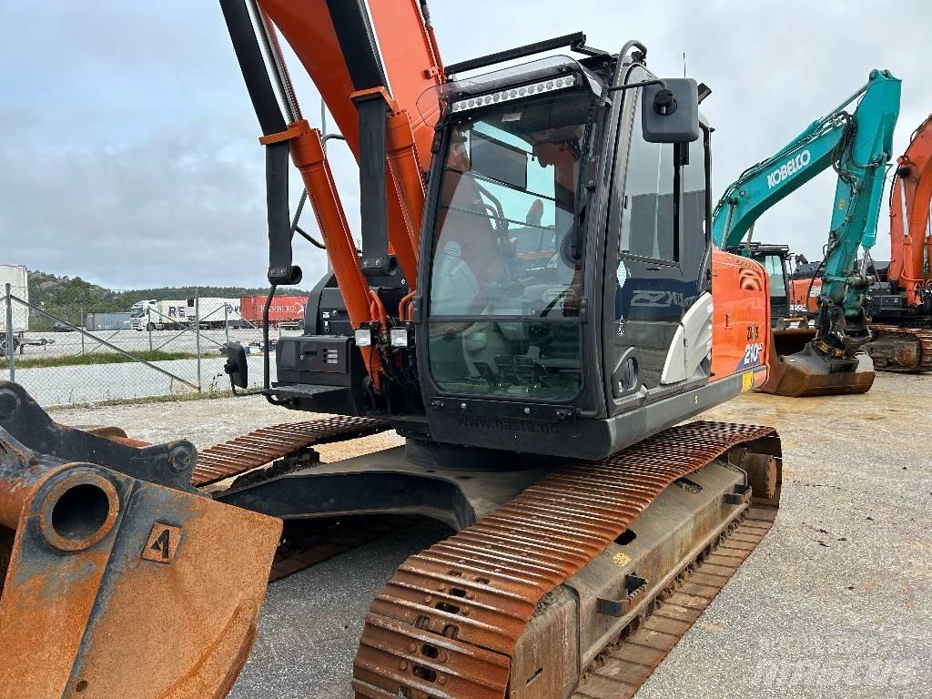 Hitachi ZX 210 LC-6 Escavadoras de rastos