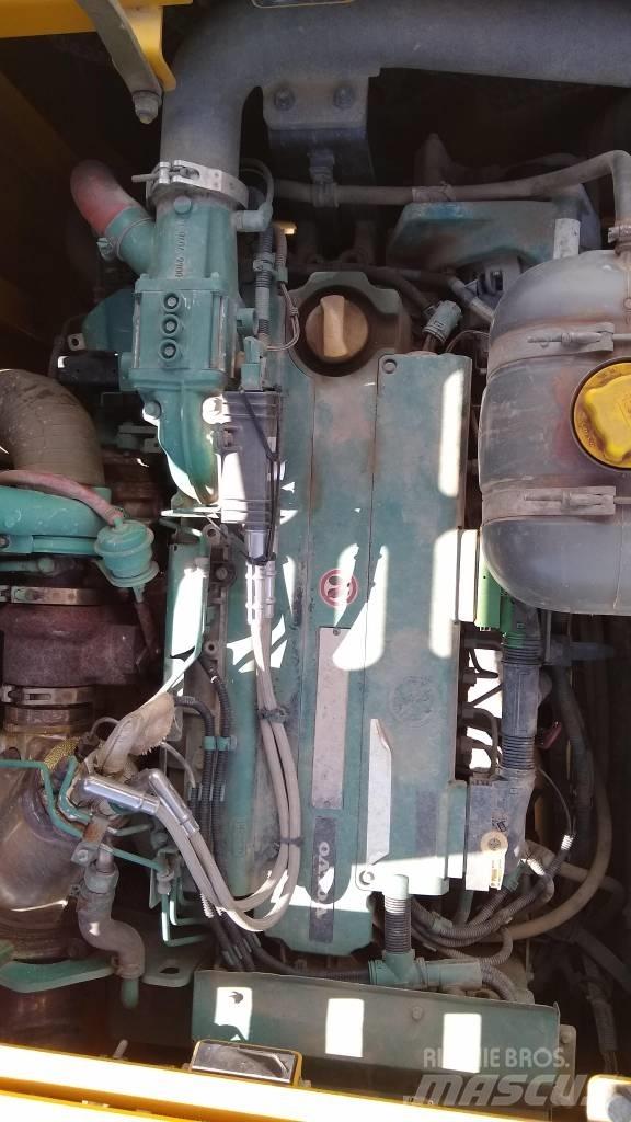 Volvo EC220DL Escavadoras de rastos