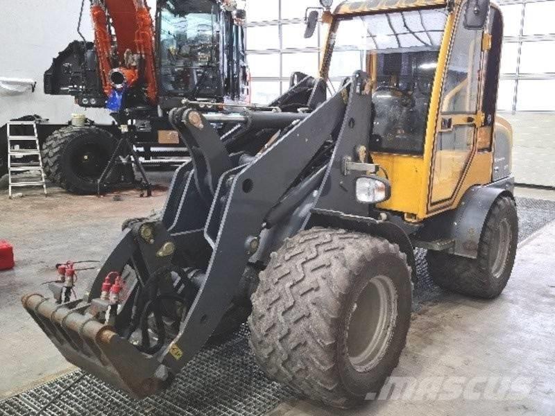 Eurotrac W13 Carregadoras de direcção deslizante