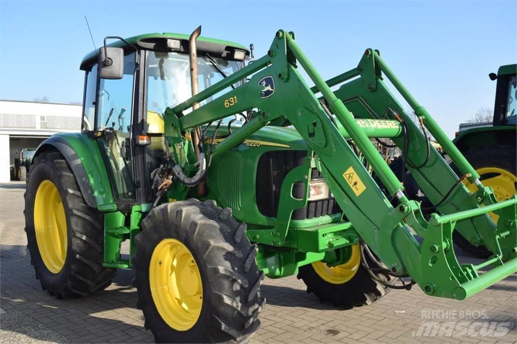 John Deere 6220 Tratores Agrícolas usados