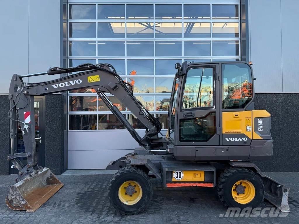 Volvo EW60E Mini Escavadoras <7t