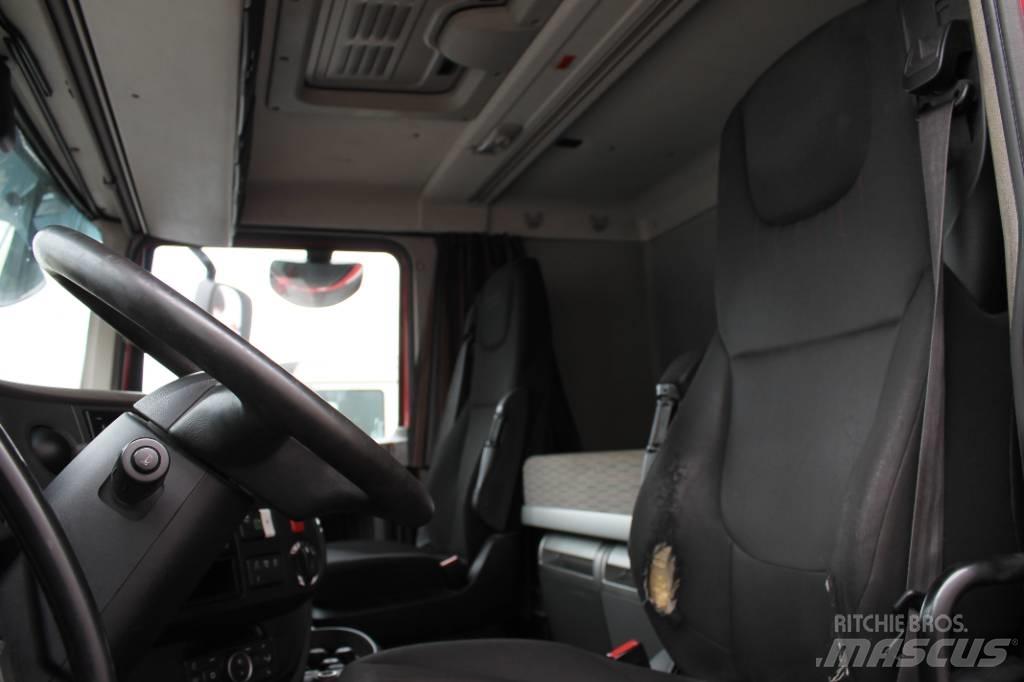 DAF XF530 6X2 FAS Camiões caixa temperatura controlada