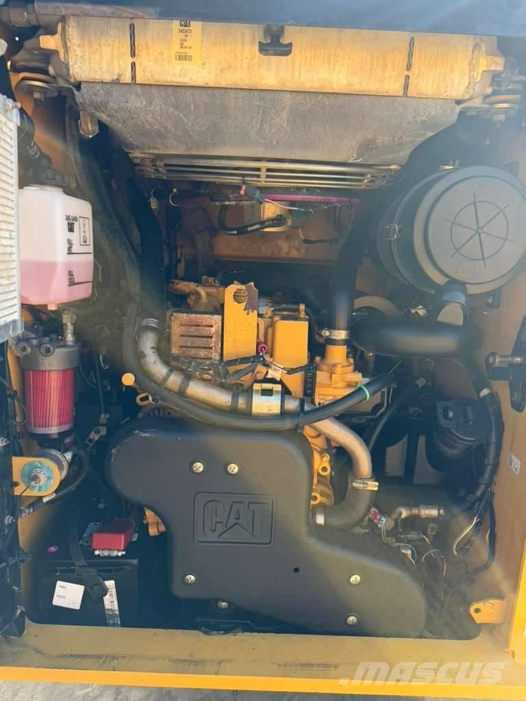 CAT 279 D3 Carregadoras de direcção deslizante