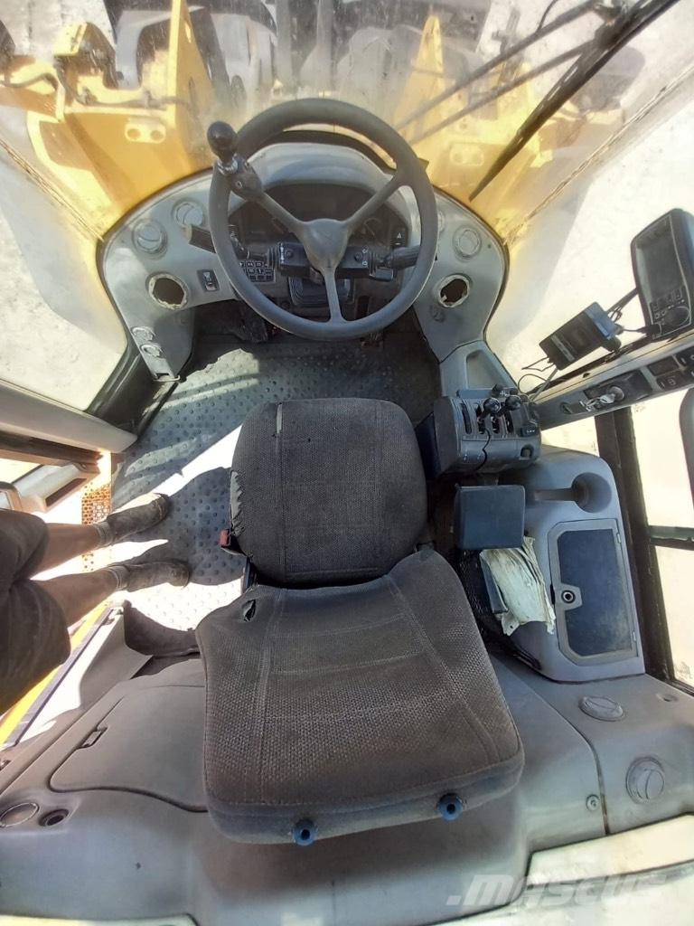 Volvo L 120 F Pás carregadoras de rodas