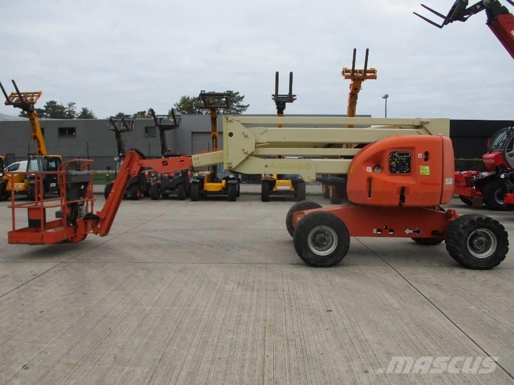 JLG 510 AJ (390) Plataformas de braço compactas auto-propulsão
