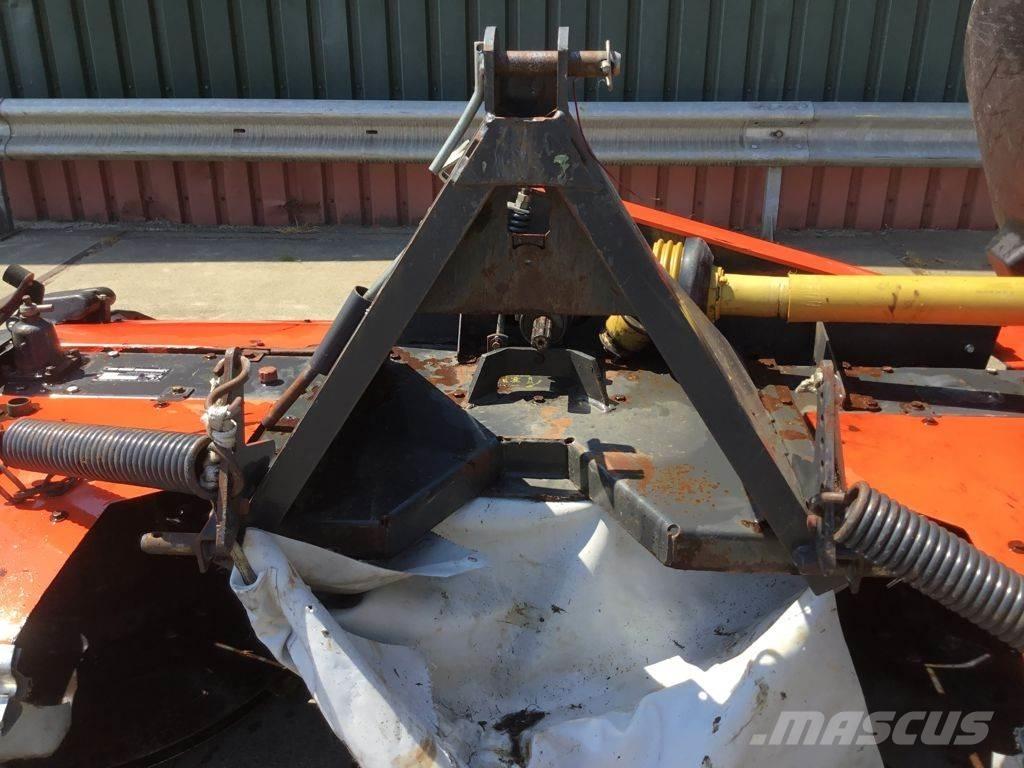Kuhn 300 F Gadanheiras