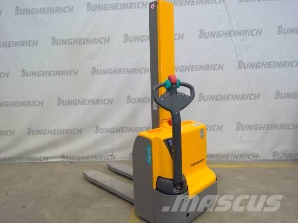 Jungheinrich EMC 110 Empilhador para operador externo