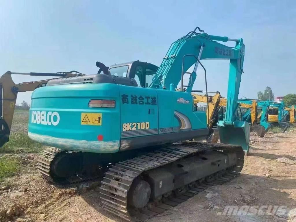 Kobelco SK 210 D Escavadoras de rastos