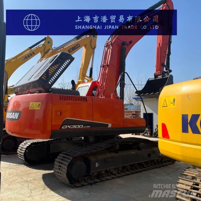 Doosan DX 300 Escavadoras de rastos