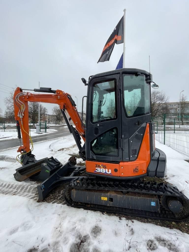 Hitachi ZX 38 U-6 Mini Escavadoras <7t
