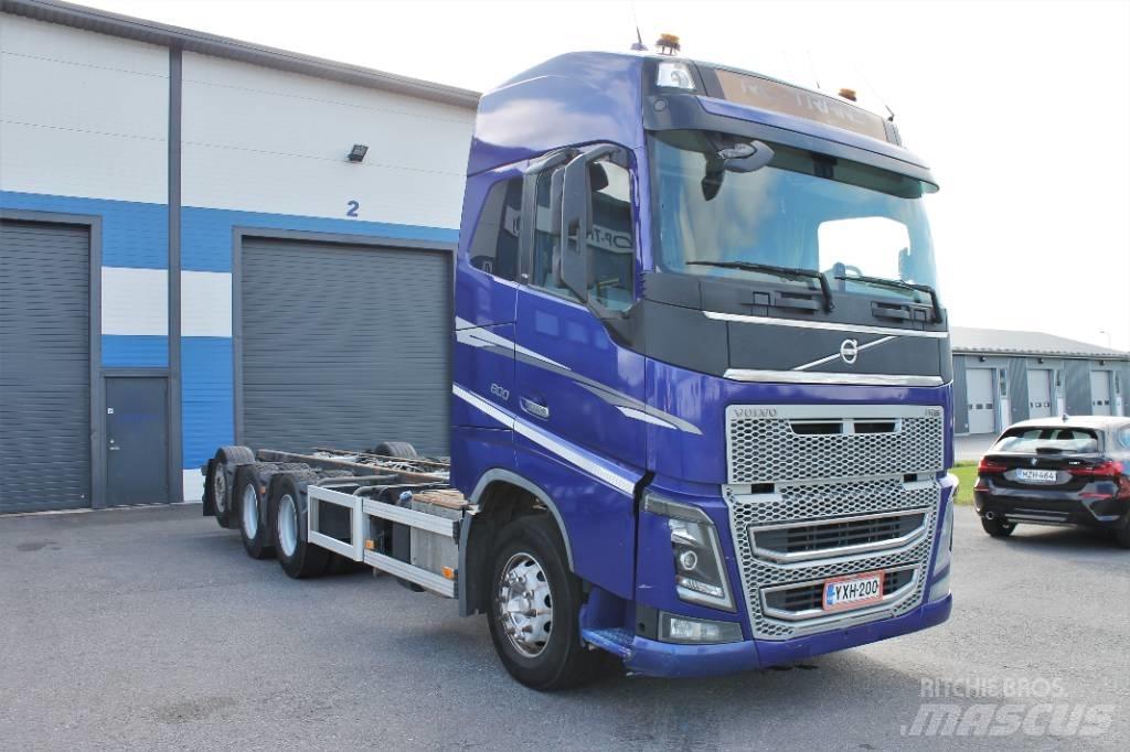 Volvo FH16 600  8x4*4 Camiões de chassis e cabine