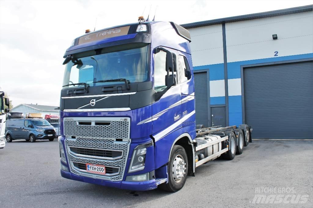 Volvo FH16 600  8x4*4 Camiões de chassis e cabine