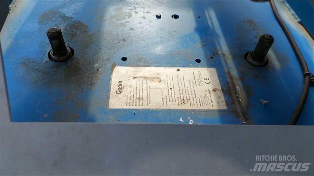 Genie GS2046 Elevadores de tesoura