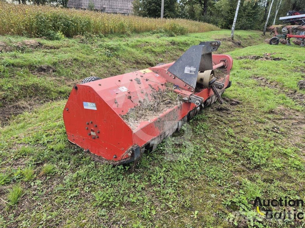 Kverneland FXN 320 Corta-Relvas Riders