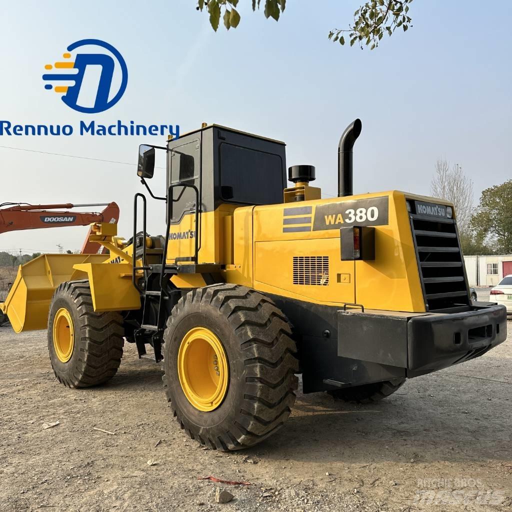 Komatsu WA380 Pás carregadoras de rodas
