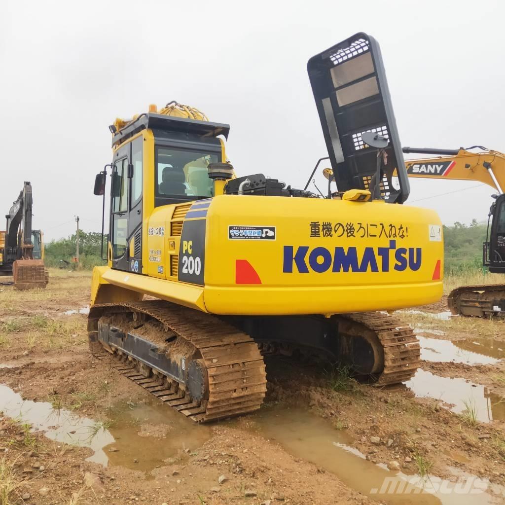 Komatsu PC200-8 Escavadoras de rastos