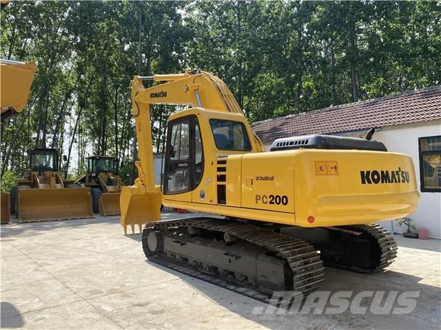Komatsu PC200-7 Escavadoras de rastos