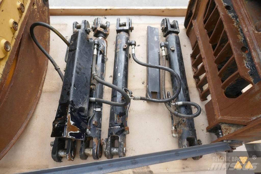 CAT 525D Grapple Transportes - Outros

