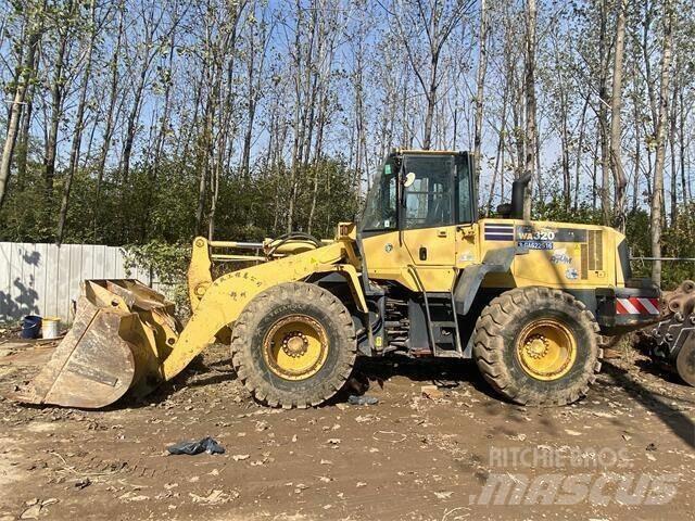 Komatsu WA320-5 Retroescavadoras