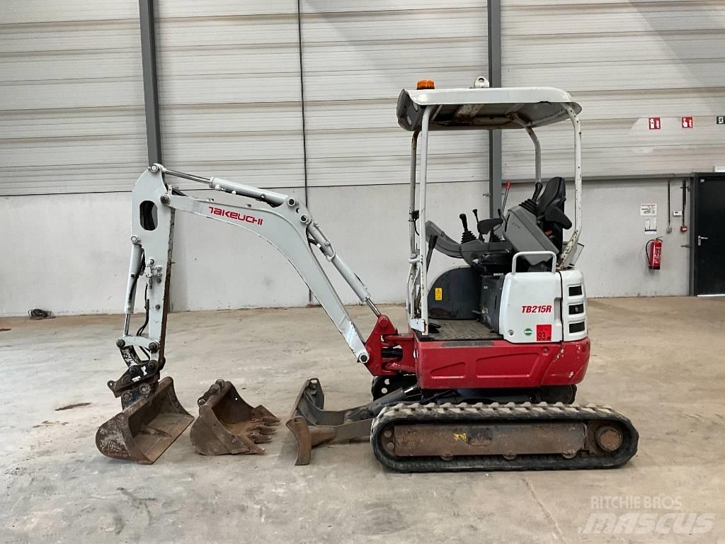 Takeuchi TB 215 R Mini Escavadoras <7t