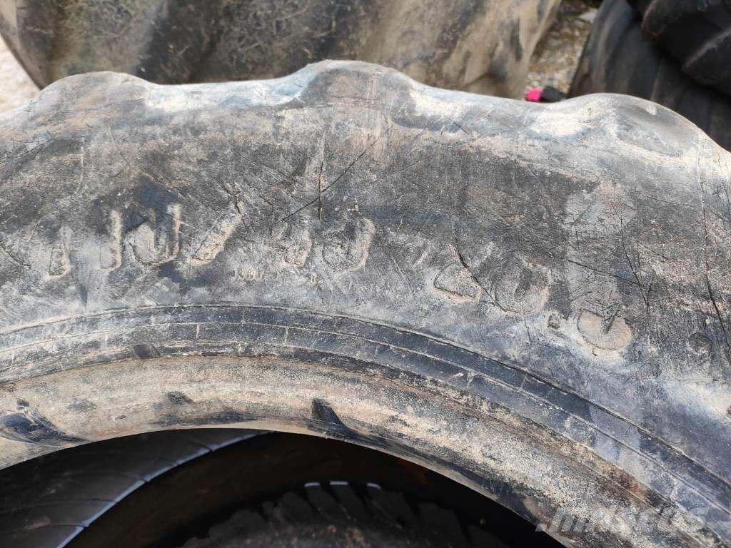 Nokian 710/45-26.5 Pneus, Rodas e Jantes