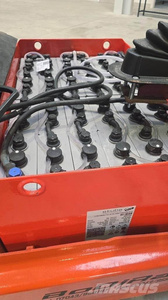 Linde E 14-02 Empilhadores eléctricos