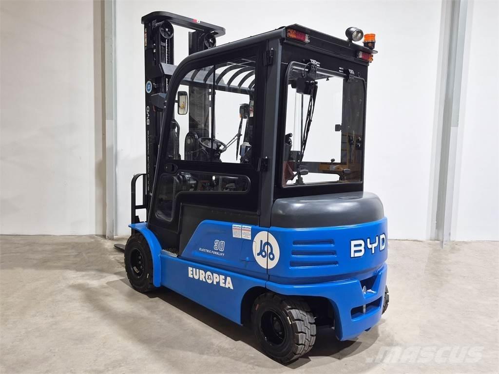 BYD ECB30C Empilhadores eléctricos