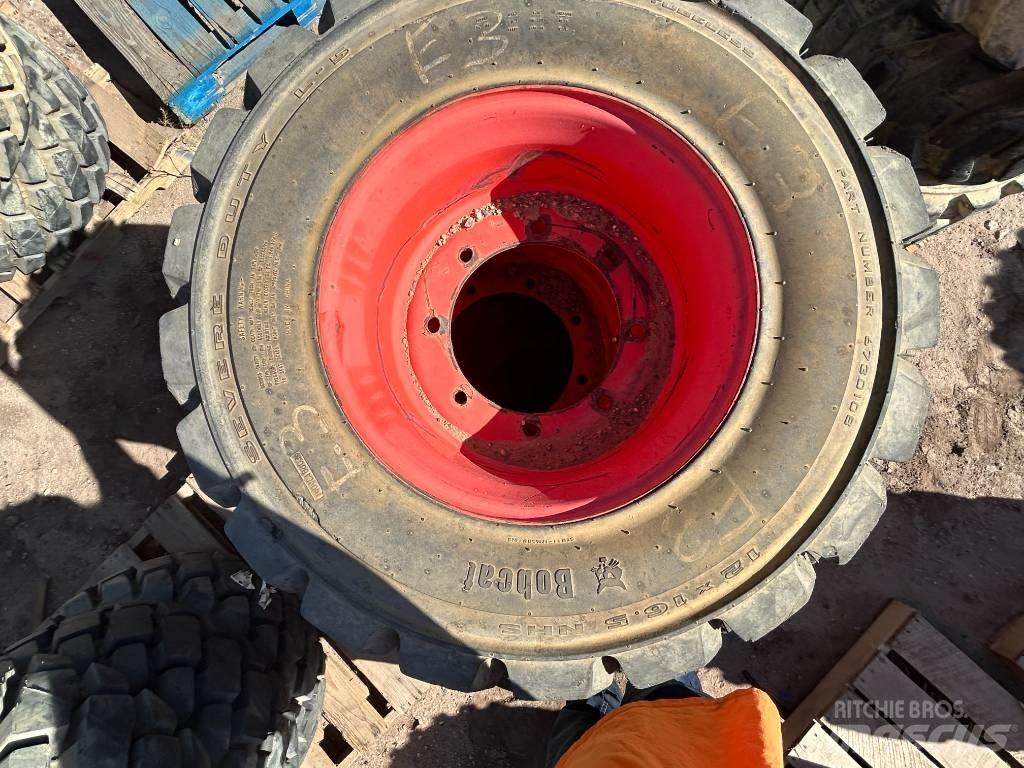 Bobcat 12x16.5 Tires Pneus, Rodas e Jantes