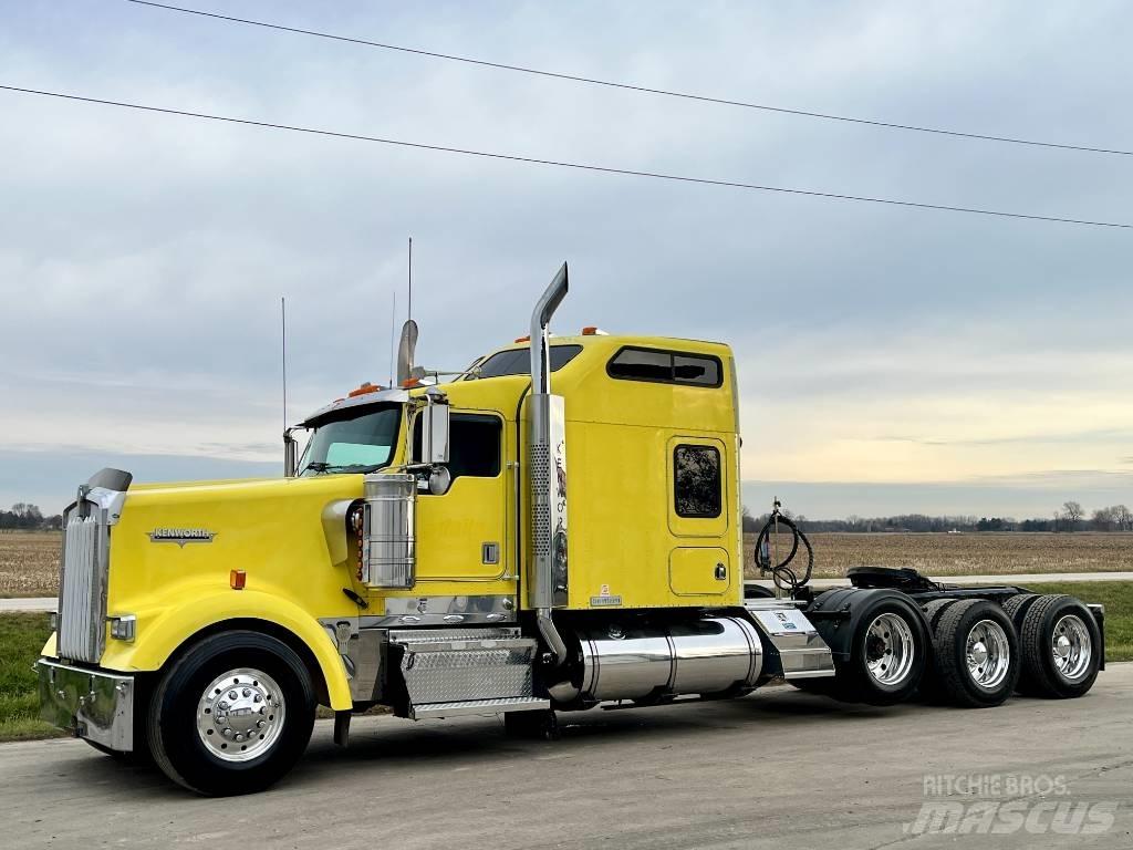 Kenworth W 900 Tractores (camiões)