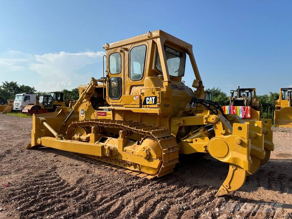 CAT D7G Dozers - Tratores rastos