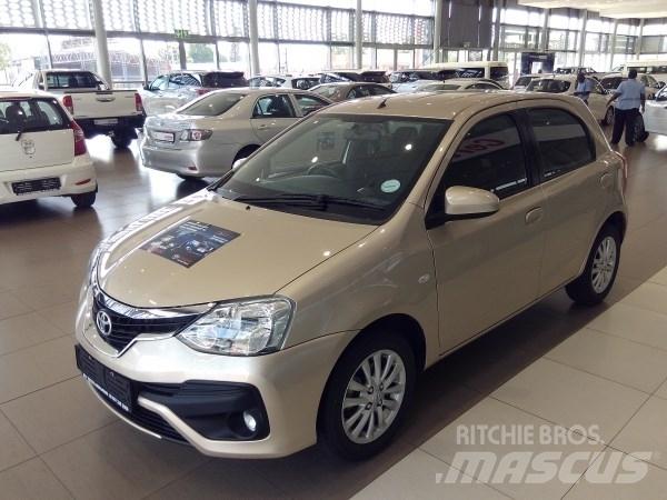 Toyota eitos Carros Ligeiros