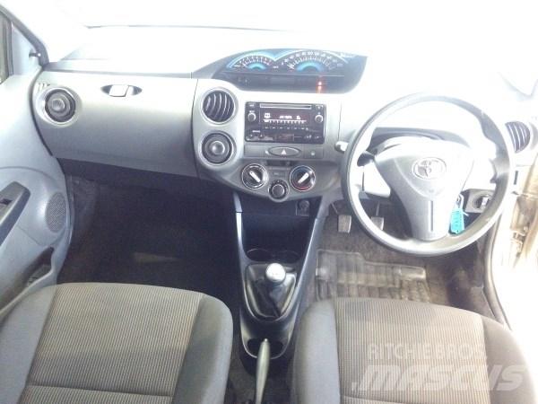 Toyota eitos Carros Ligeiros