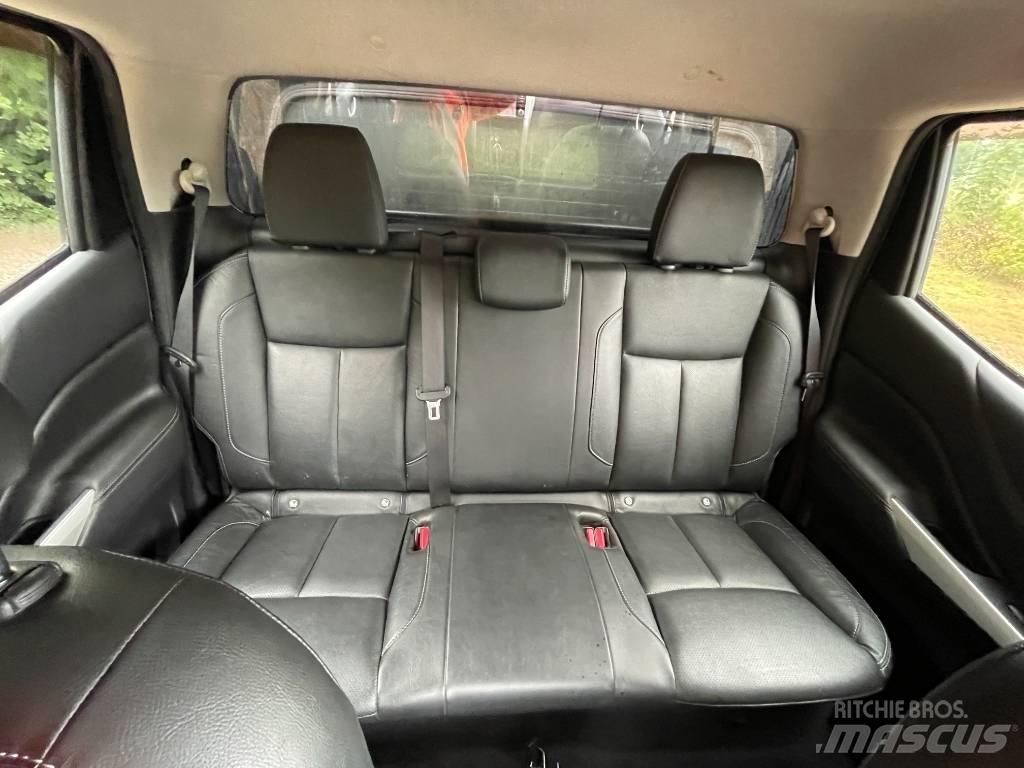 Nissan Navara Pick up de caixa aberta