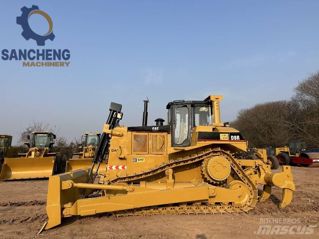 CAT D8R Dozers - Tratores rastos