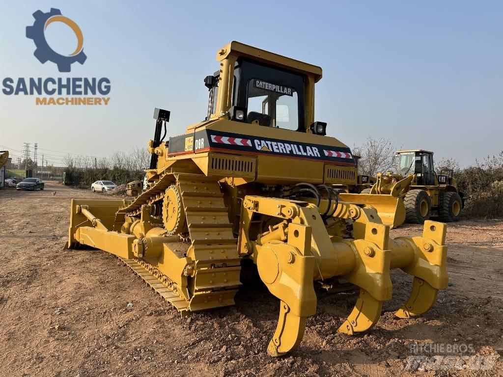 CAT D8R Dozers - Tratores rastos