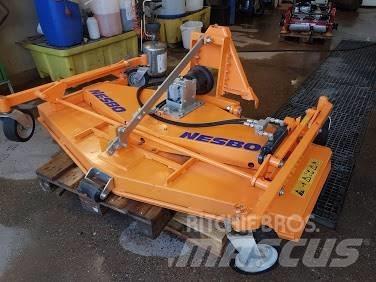  Nesbro RK-1800 M Espaços verdes - Outros
