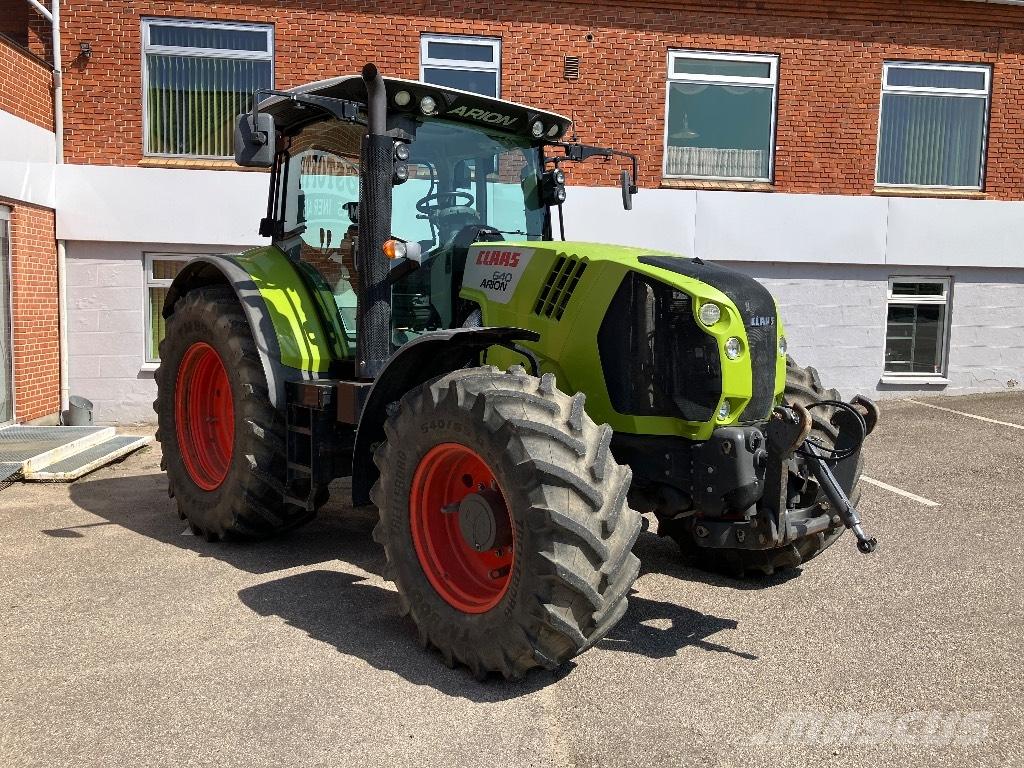 CLAAS Arion 640 CIS+ Tratores Agrícolas usados