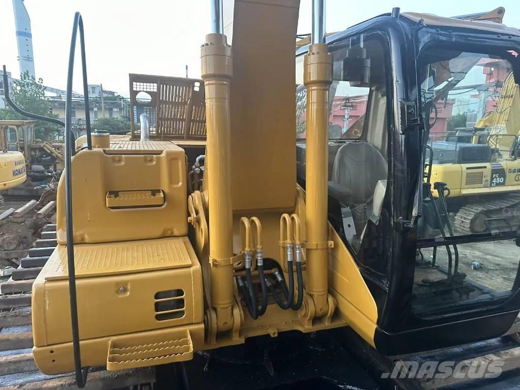 CAT 320 C Escavadoras anfíbias