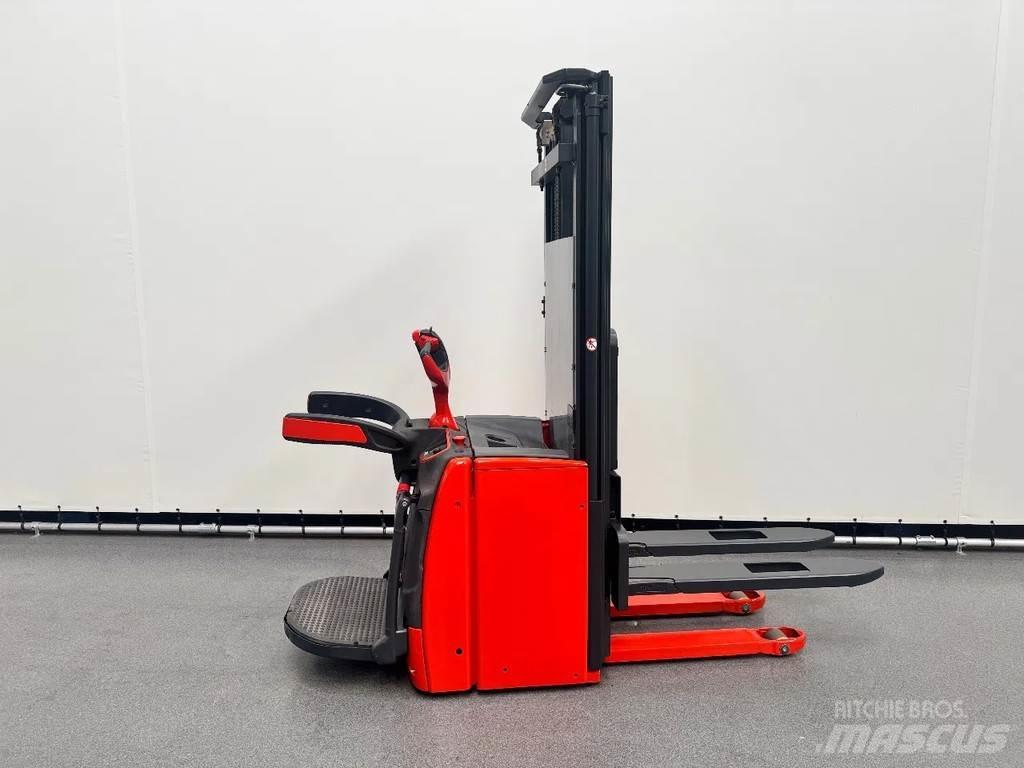 Linde L 16 AP Empilhador para operador externo