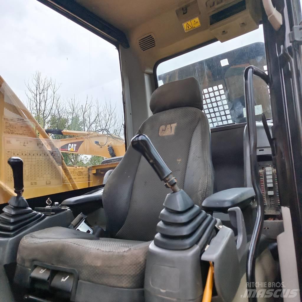 CAT 320 D Escavadoras de rastos
