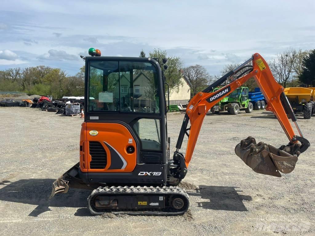 Doosan DX 19 Mini Escavadoras <7t
