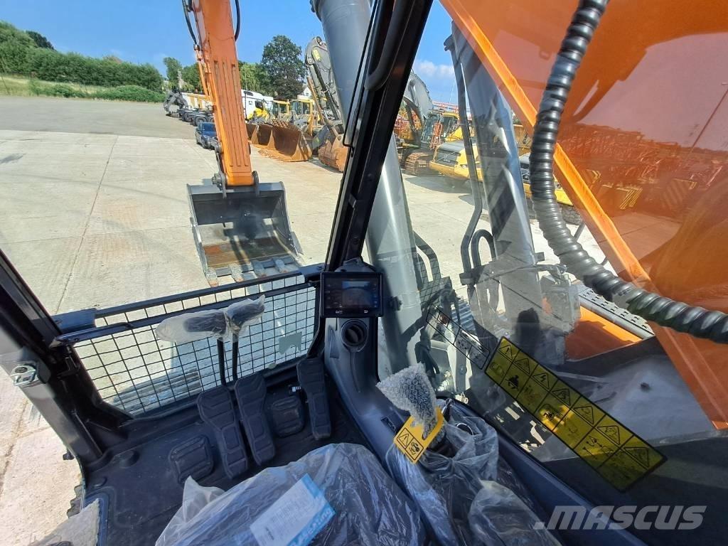 Doosan DX 530 LC-7 M Escavadoras de rastos
