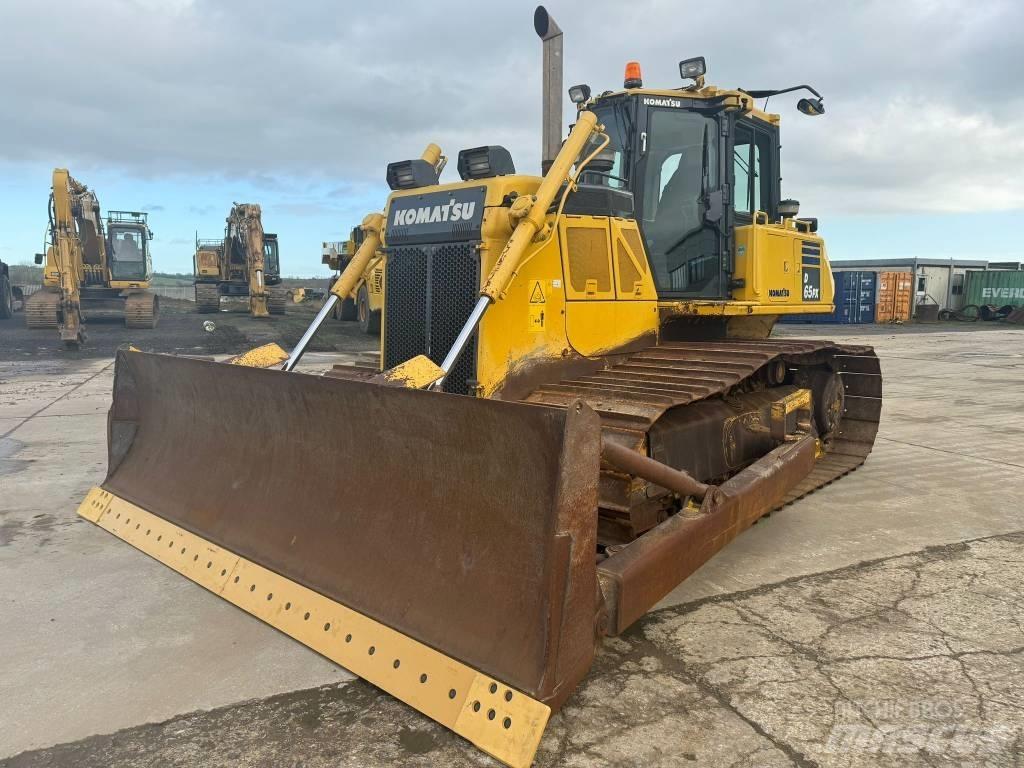 Komatsu D 65 PX-18 Dozers - Tratores rastos