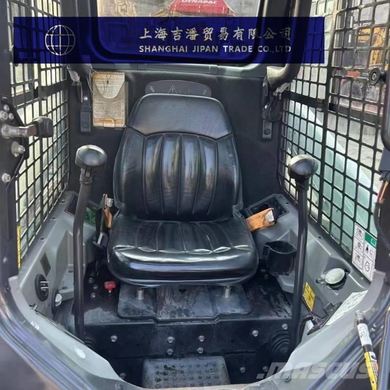 Bobcat S 450 Carregadoras de direcção deslizante